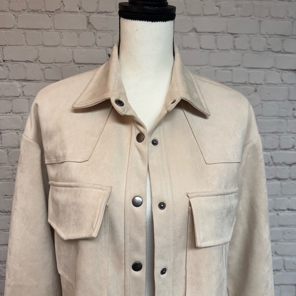 Altar'd State Jacket - Picture 3 of 15